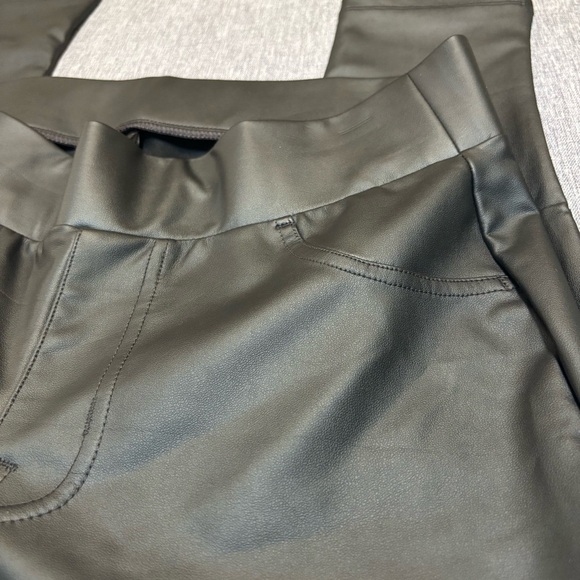 Torrid Full-Length Faux Leather Legging, 0/0 - Picture 6 of 8